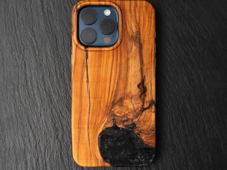 Carved Founders Edition Live Edge Case - iPhone 15 Pro Max (Gaea, 021) Online Sale