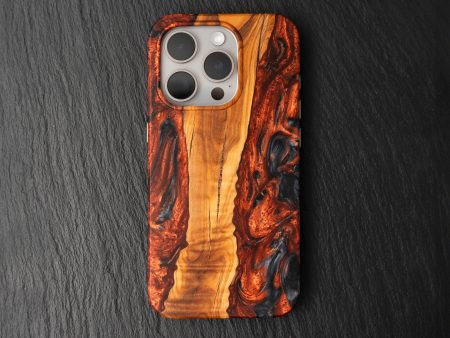 Carved Founders Edition Live Edge Case - iPhone 15 Pro (Verdant, 010) Online Hot Sale