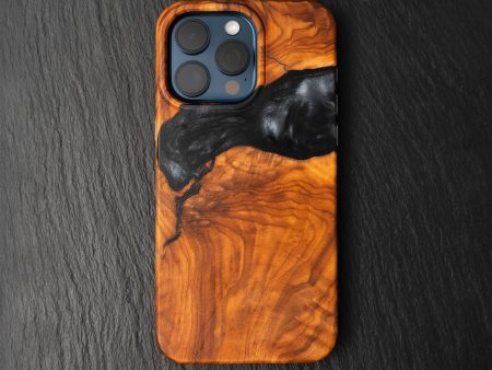 Carved Founders Edition Live Edge Case - iPhone 15 Pro Max (Florana, 026) Fashion