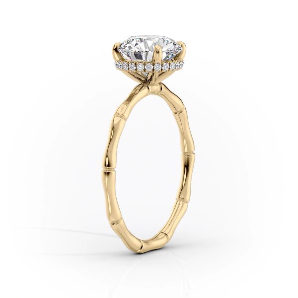 The Eve Set With A 4.5 Carat Radiant Moissanite Hot on Sale